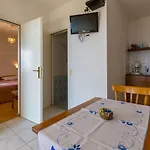 Hundefreundliches Nur 120 Meter Zum Mit Meerblick Und Parkplatz *