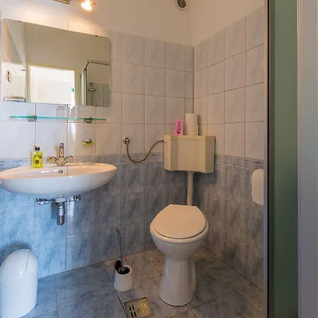 Apartment Hundefreundliches Nur 120 Meter Zum Mit Meerblick Und Parkplatz